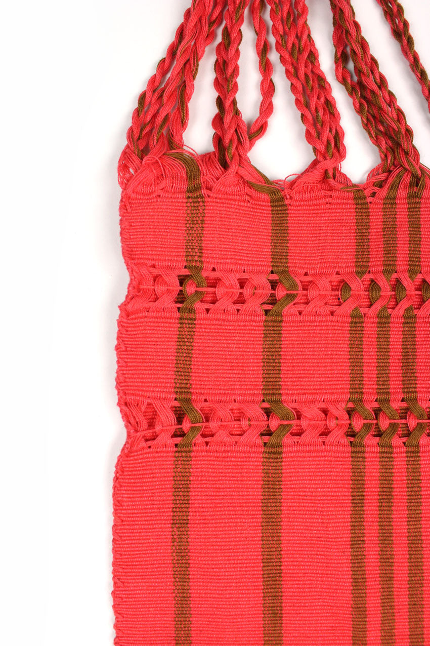 Bolsa de tela a rayas rojas