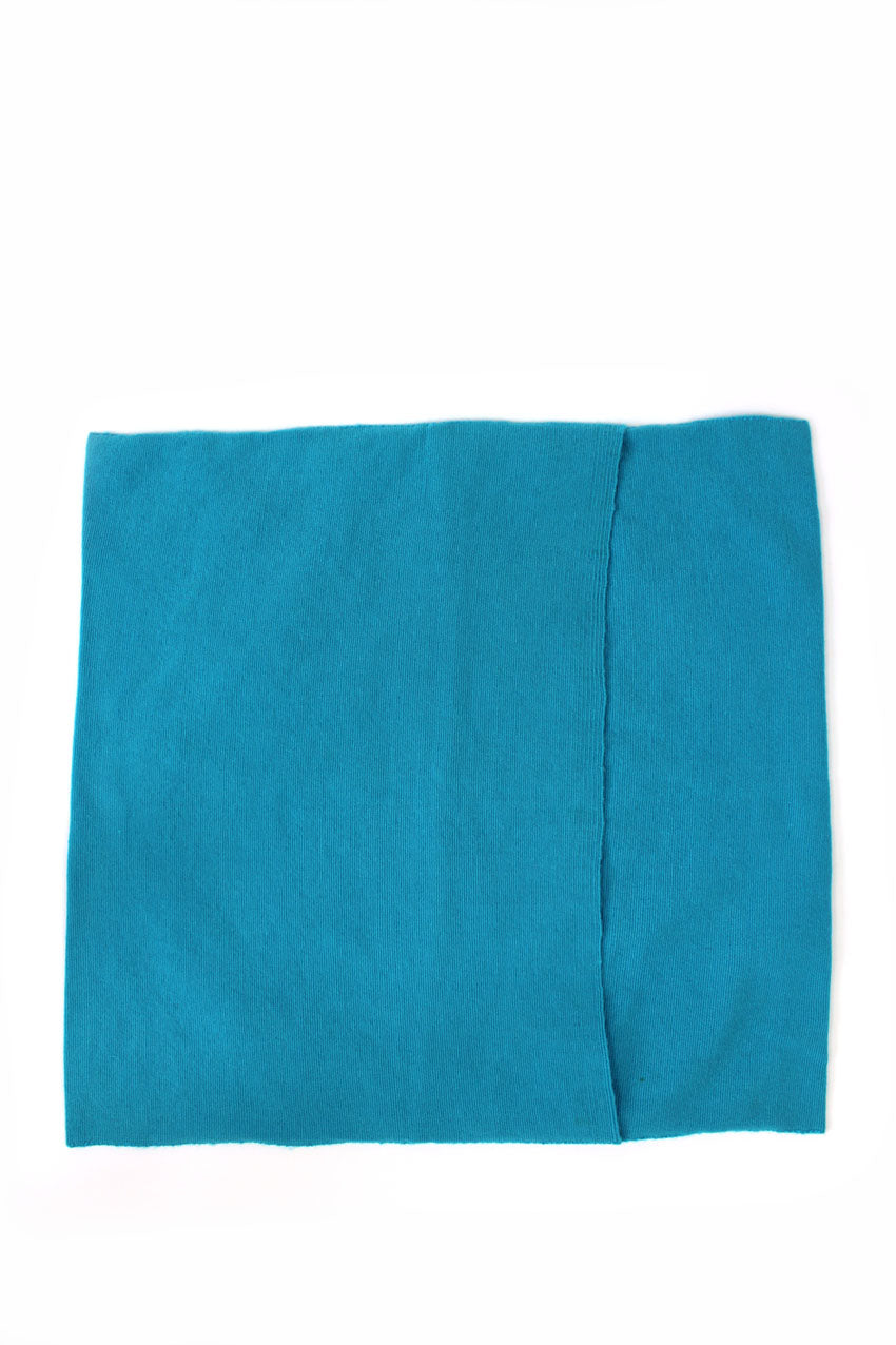 Cojín azul con motivos de animales