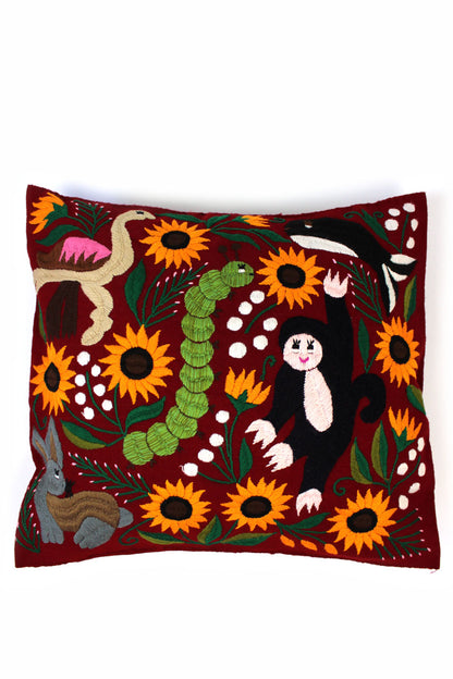 Cojín rojo con girasoles