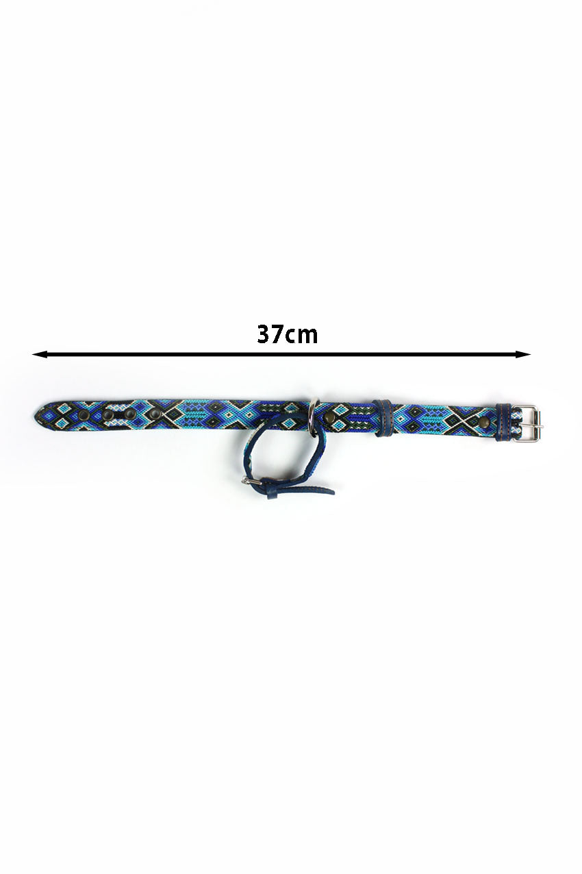 Collar y pulsera azul