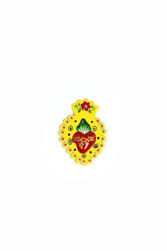 Imán con forma de corazón amarillo