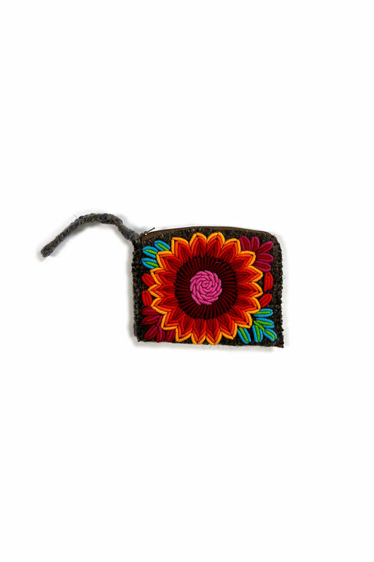 Neceser bordado en relieve marrón oscuro